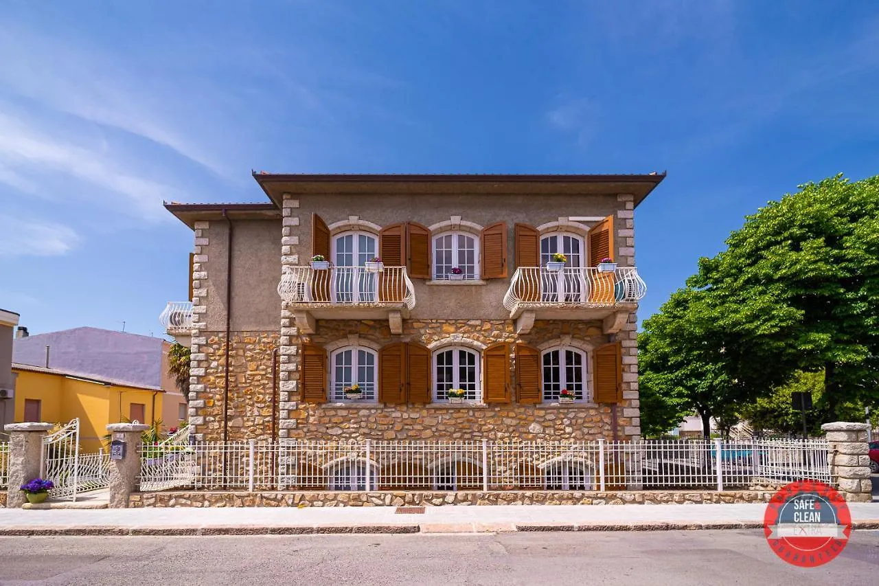 Villa Vittoria Sorso Pensión