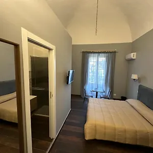 Palazzo Fischetti Couette-café Catane